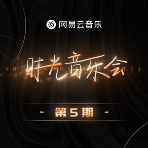 女人扒口尿给男人摸
